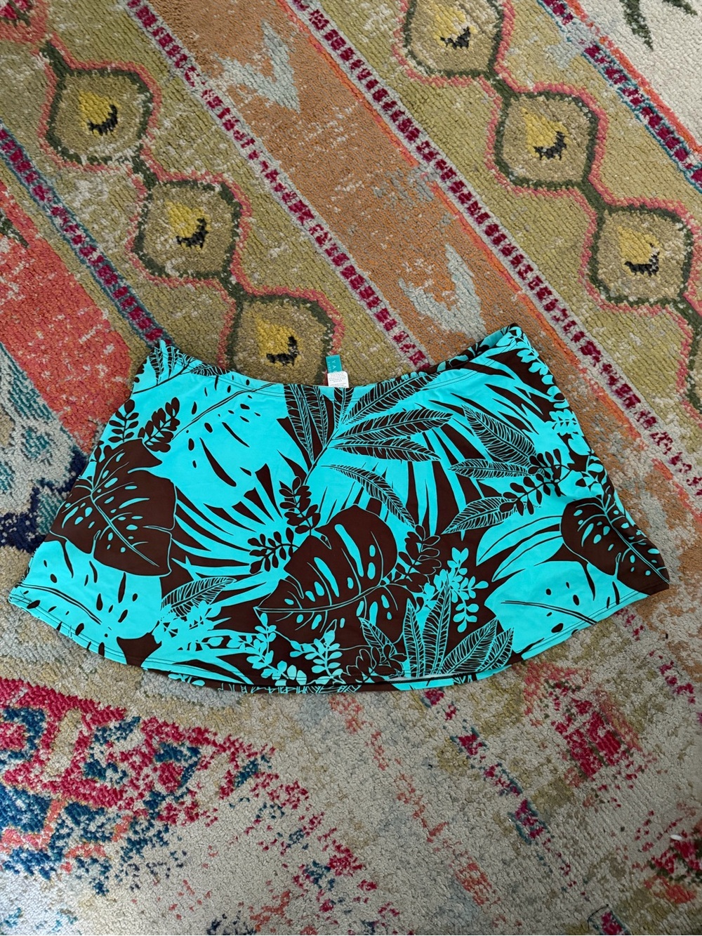 18W Tropical Print Mini Skirt in Aqua and Brown